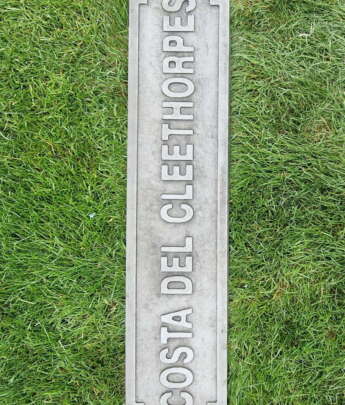 Costa Del Cleethorpes Sign